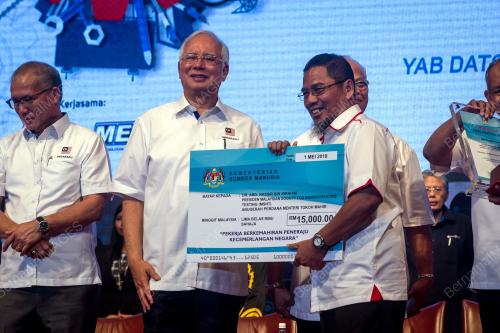 KL14_18052001_PM_BN201804286862