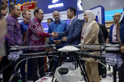 DATUK SERI ANWAR IBRAHIM