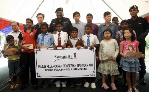 KL14_18102015_POLIS_PELAJAR