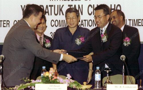 KL14_19022016_COMPAQ_MOU