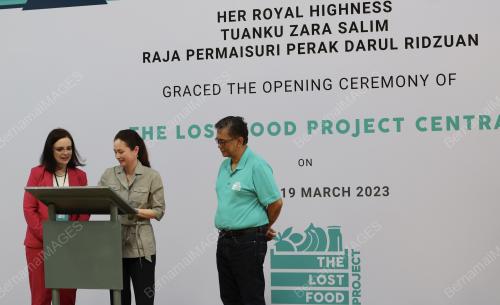 TUANKU ZARA SALIM
