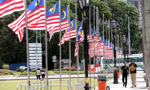 KL14_19072014_BENDERA