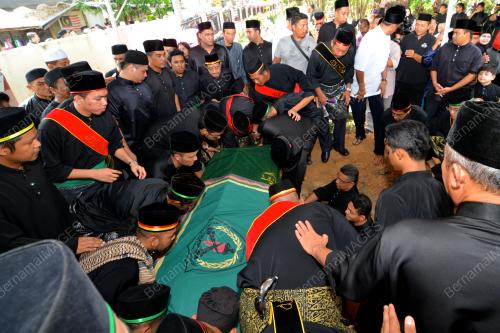 KL14_20062015_OMARDIN_MENINGGAL