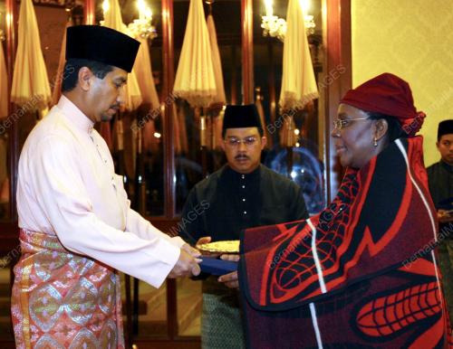 TUANKU MIZAN ZAINAL ABIDIN