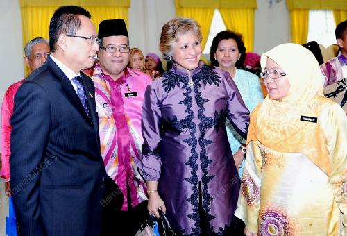 KL14_20122012_PIBG
