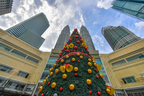 TINJAUAN PERSIAPAN HARI NATAL