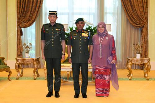 AL-SULTAN ABDULLAH RI'AYATUDDIN AL-MUSTAFA BILLAH SHAH 