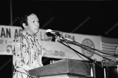 PERHIMPUNAN MIC