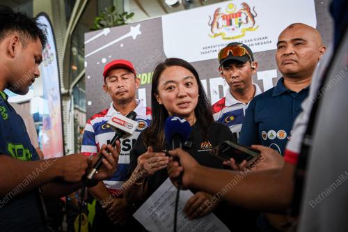 HANNAH YEOH