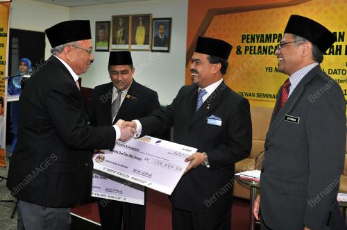 KL14_22072013_JAKIM_NGO