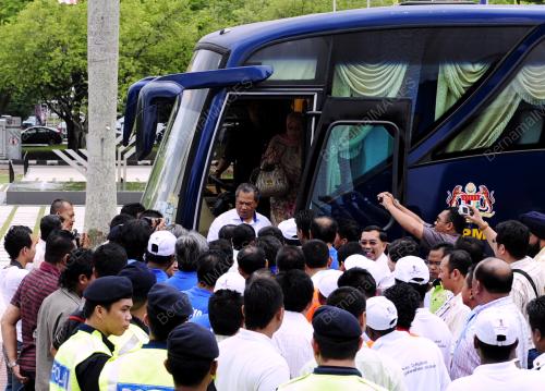 TAN SRI MUHYIDDIN YASIN