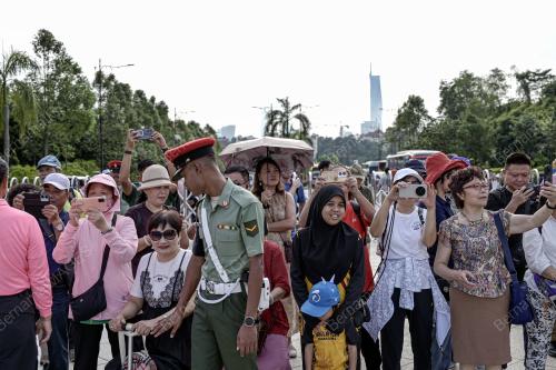 ISTIADAT PERTUKARAN PENGAWAL ISTANA NEGARA