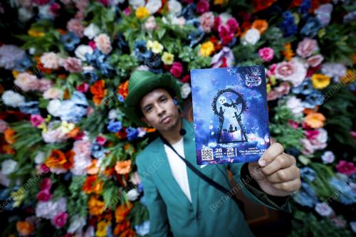 PAMERAN ALICE SAVES WONDERLAND