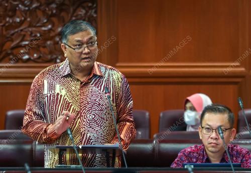 DATUK SERI DR SHAMSUL ANUAR NASARAH