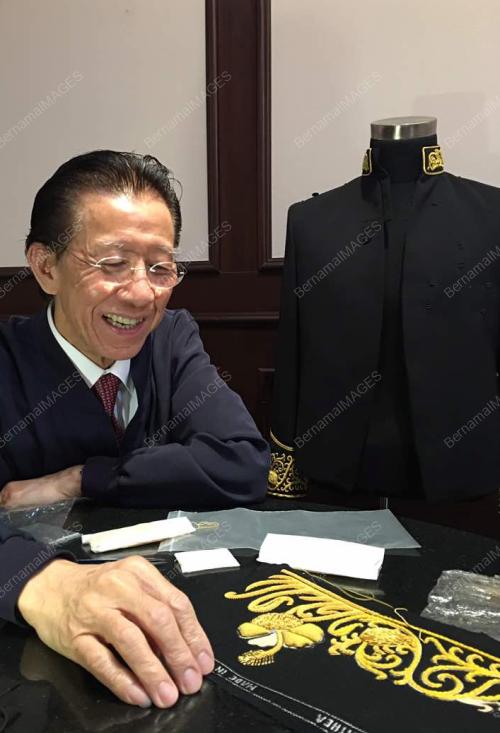 KL14_23042017_BAJU_AGONG