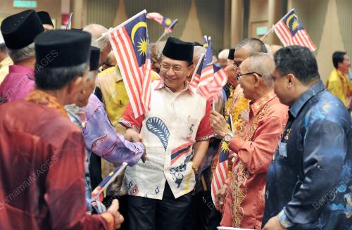 DATUK SERI DR RAIS YATIM