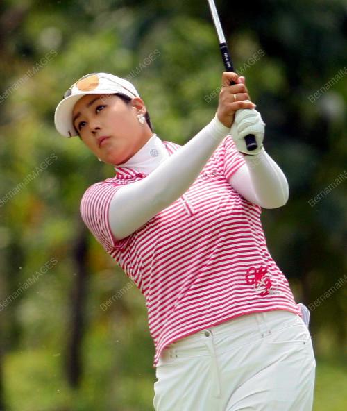 LEE JEE YOUNG
