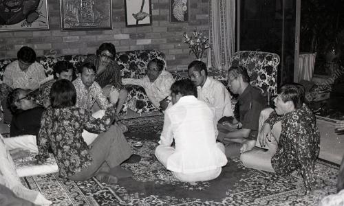 MAKAN MALAM