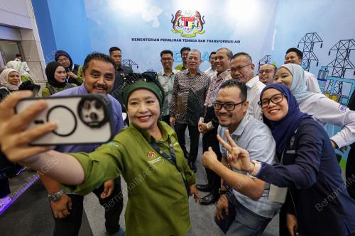 DATUK SERI FADILLAH YUSOF