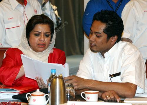 MOHD NAJIB TUN ABDUL RAZAK