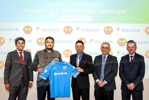 TENGKU AMIR SHAH SULTAN SHARAFUDDIN IDRIS SHAH