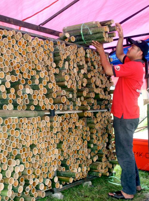 LEMANG RAYA
