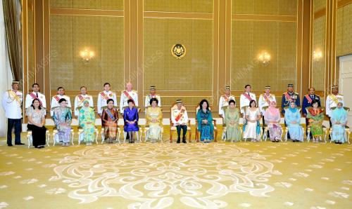 KL14_24092012_AGONG_PINGAT