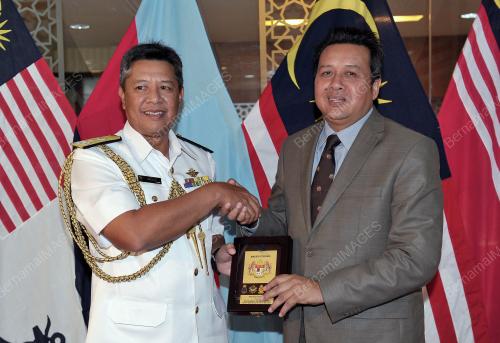 KL14_25022015_KUNJUNGAN