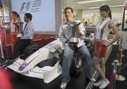 PELANCARAN TROFI GP F1 Petronas Malaysia