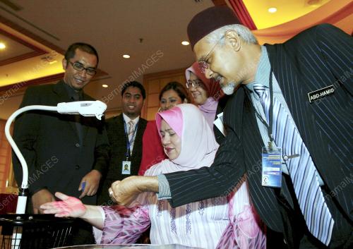 DATUK ROSNAH ABDUL RASHID SHIRLIN