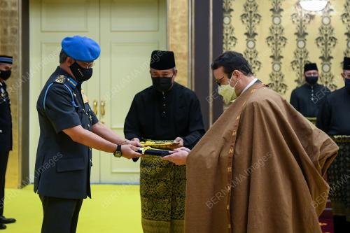 AL-SULTAN ABDULLAH RI'AYATUDDIN AL-MUSTAFA BILLAH SHAH