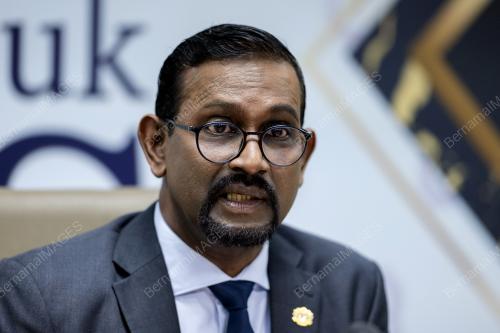 PROF MADYA DATUK DR MOHD RAVI ABDULLAH