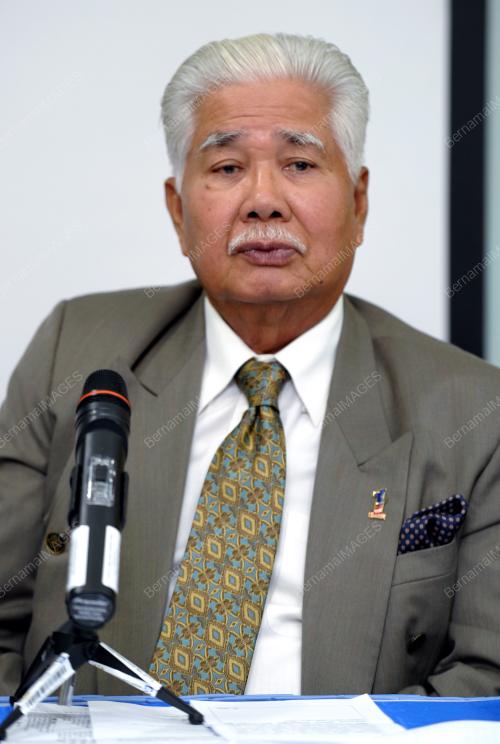 TAN SRI DR ABU HASSAN OMAR