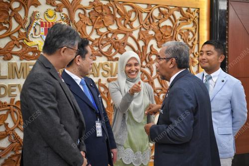 KL14_25072018_PARLIMEN