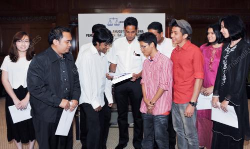 KHAIRY JAMALUDDIN