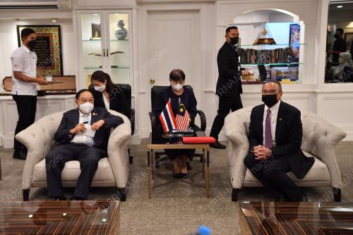 DATUK SERI HISHAMMUDDIN TUN HUSSEIN