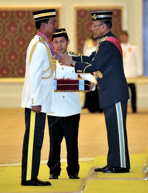 KL14_26092012_AGONG