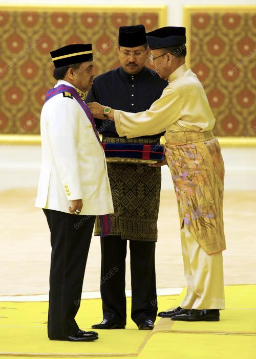 KL14_26092013_AGONG_PINGAT
