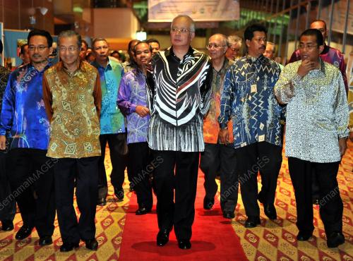 KL14_27022011_ALUMNI_UIAM
