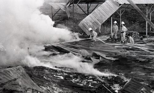 KILANG TERBAKAR