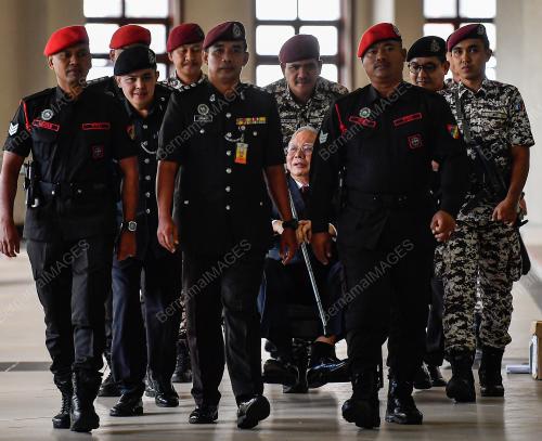 DATUK SERI NAJIB TUN RAZAK