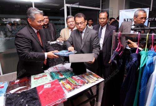 KL14_27102015_ANGKASA