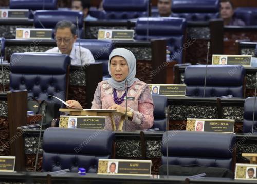 DATUK SERI NANCY SHUKRI
