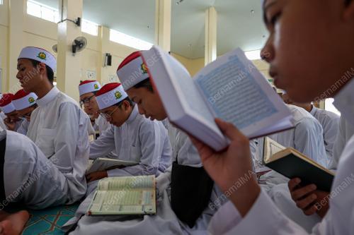 NUZUL AL-QURAN