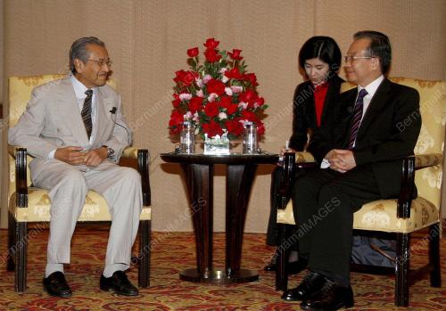 TUN DR MAHATHIR MOHAMMAD