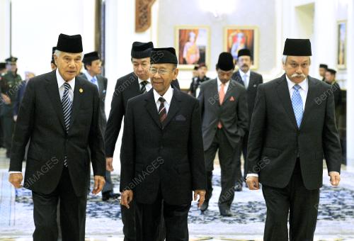 KL14_28062012_AGONG_SULTAN