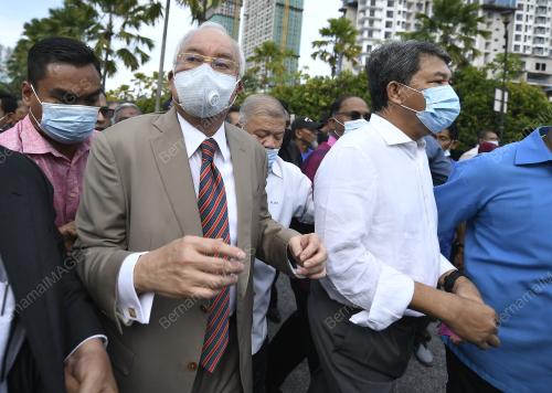 KEPUTUSAN SRC BEKAS PERDANA MENTERI DATUK SERI NAJIB TUN RAZAK