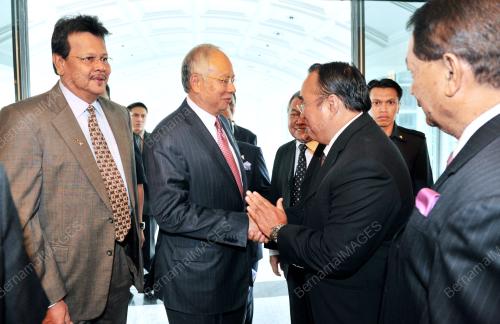 DATUK SERI NAJIB TUN RAZAK