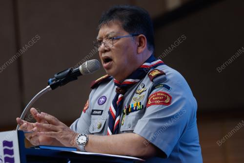 TAN SRI DR JOHARI ABDUL
