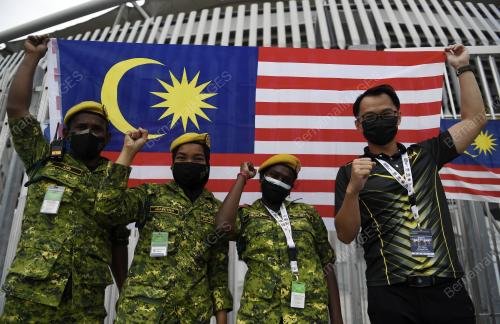 KIBARKAN JALUR GEMILANG DI SELURUH NEGARA